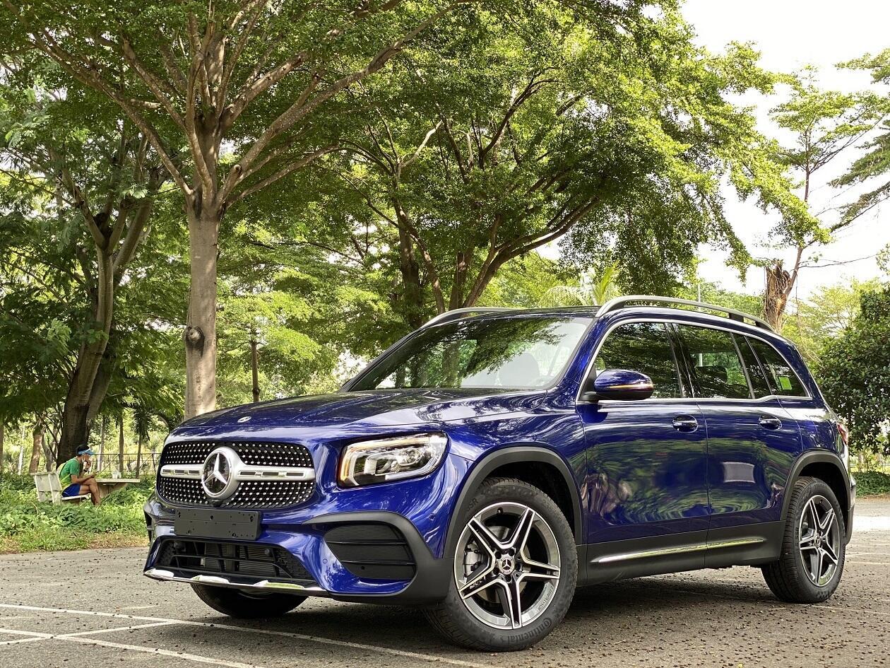 Mercedes-Benz GLB 200 AMG - Ảnh 4