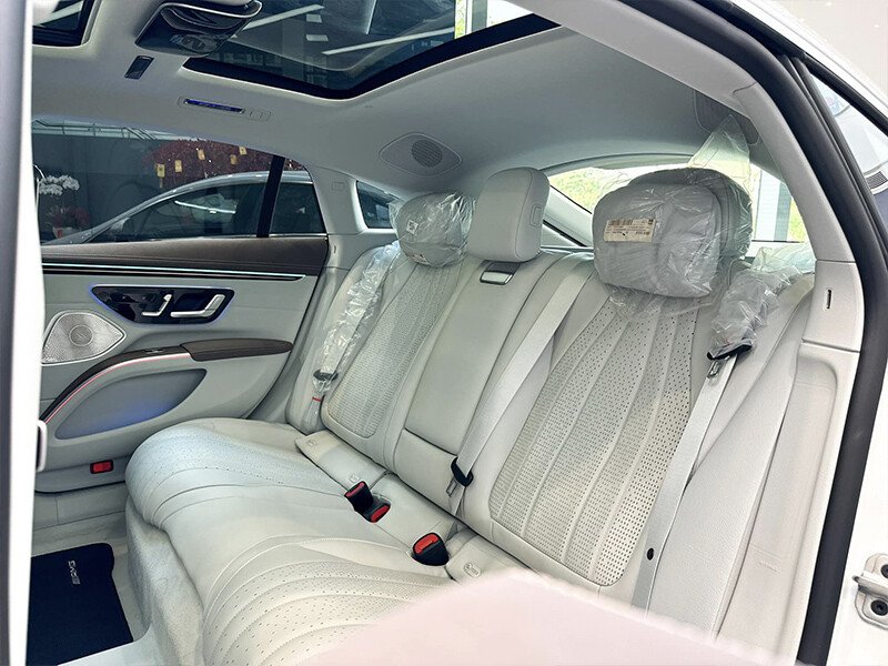 Mercedes-Benz EQS 580 4MATIC Sedan 2025 - Ảnh 3