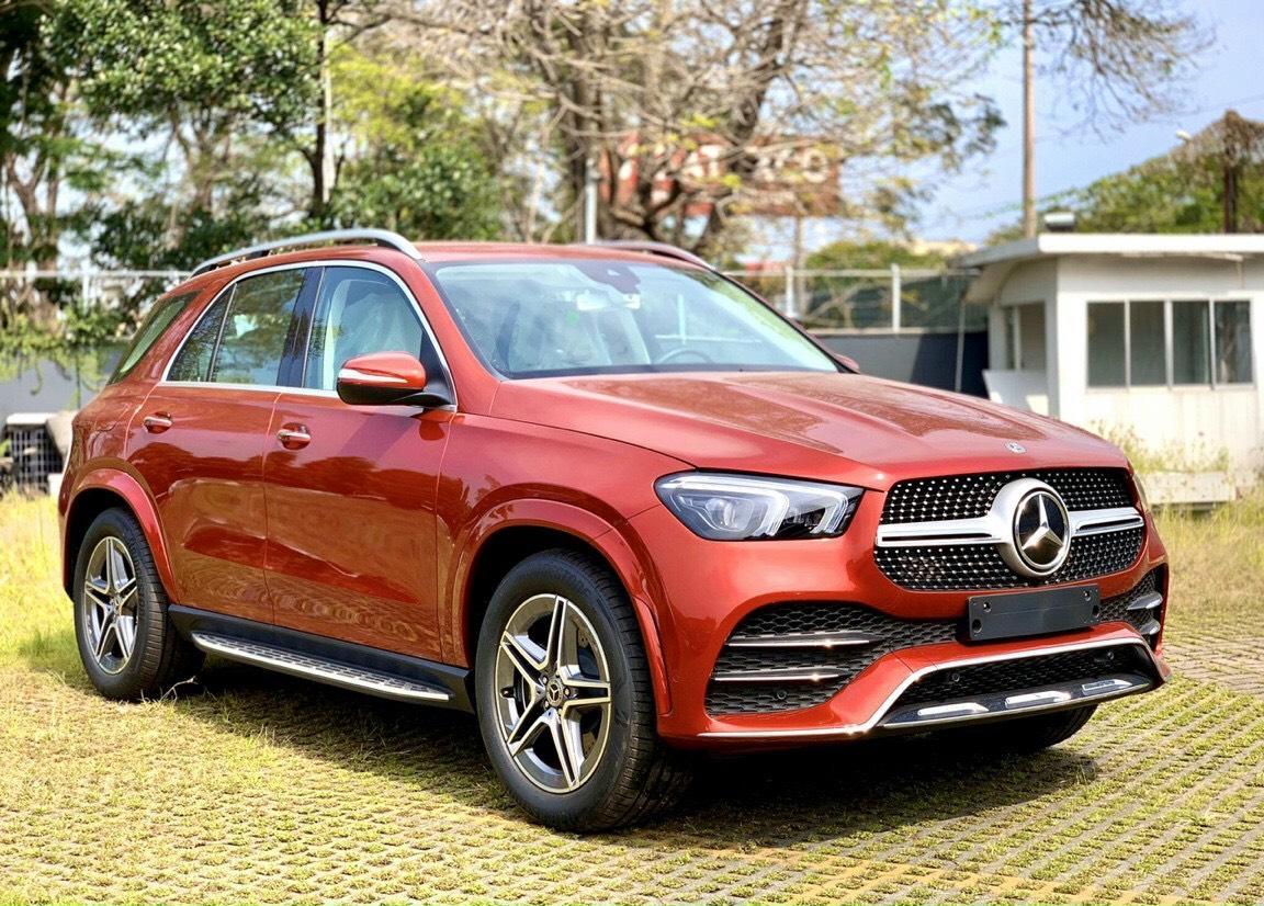 Mercedes-Benz GLE 450 4Matic - Ảnh 2