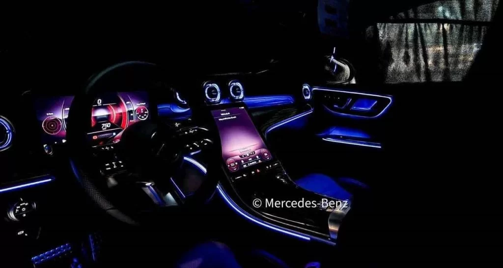 Mercedes-Benz C300 AMG V2 2025 - Ảnh 10