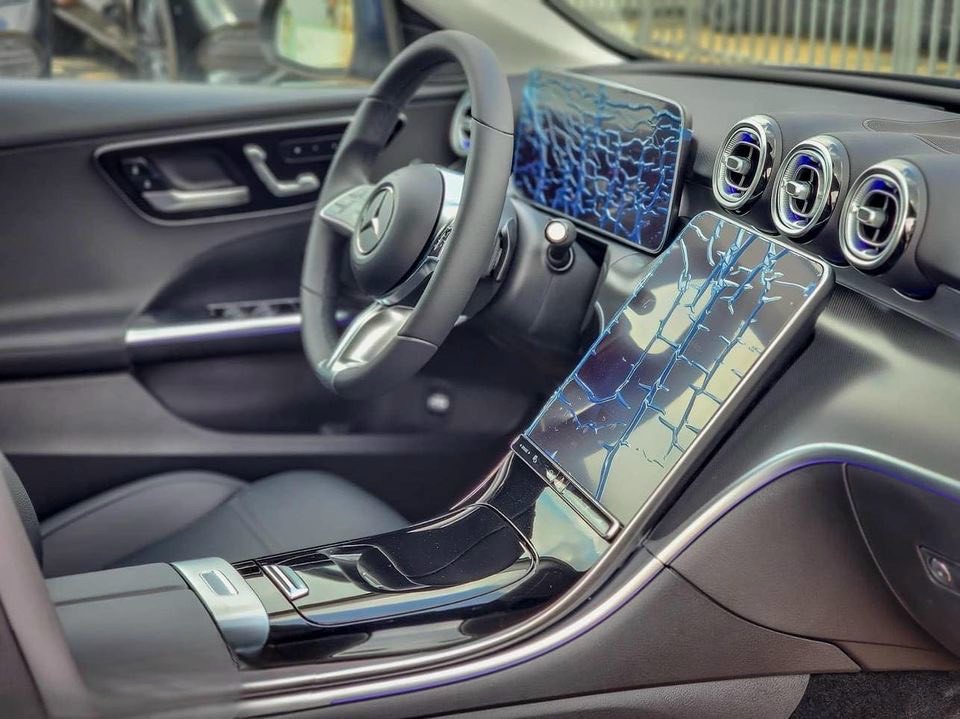 Mercedes-Benz C200 Avantgarde V2 2025 - Ảnh 7