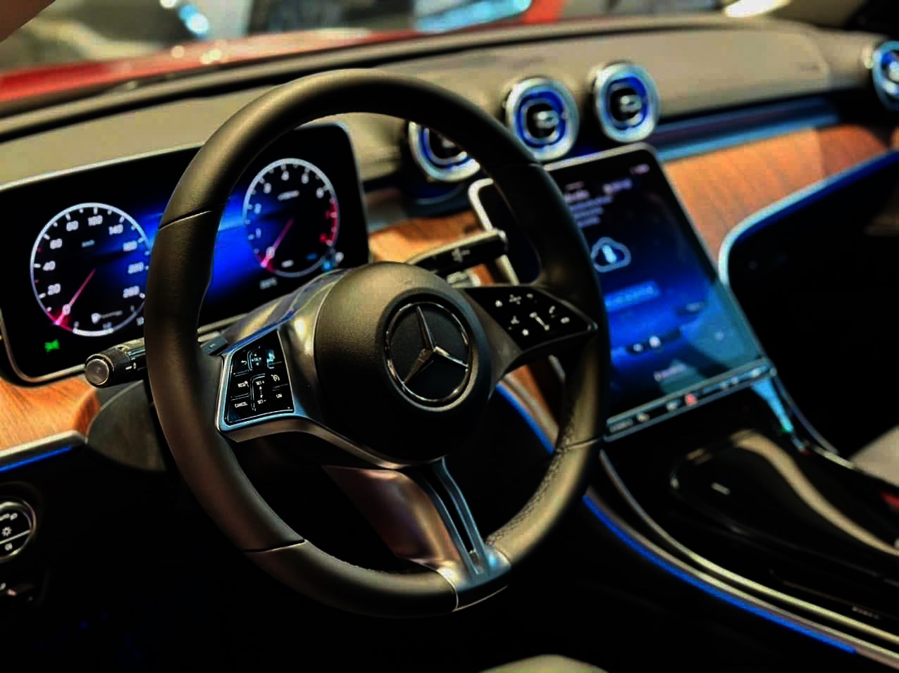 Mercedes-Benz C200 Avantgarde Plus V2 - Ảnh 2