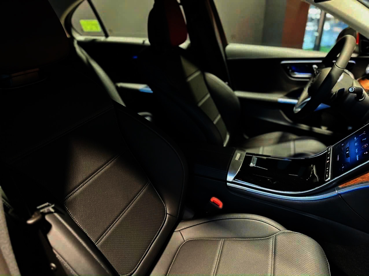 Mercedes-Benz C200 Avantgarde Plus V2 - Ảnh 3