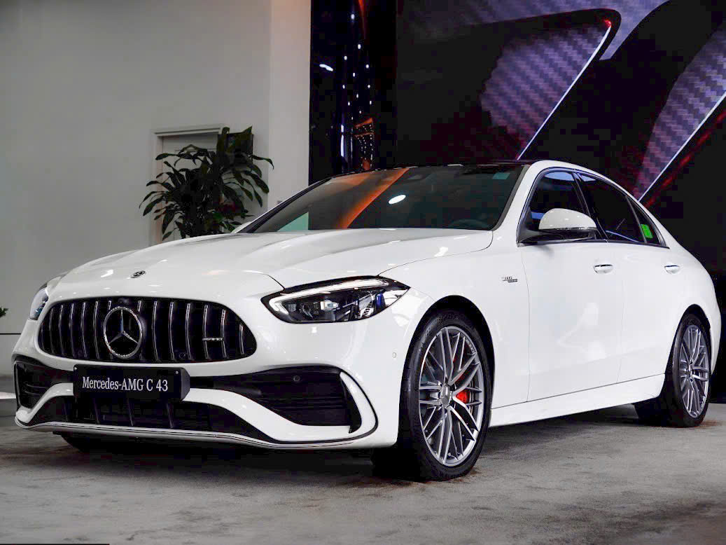 Mercedes-Benz-AMG C43 4MATIC