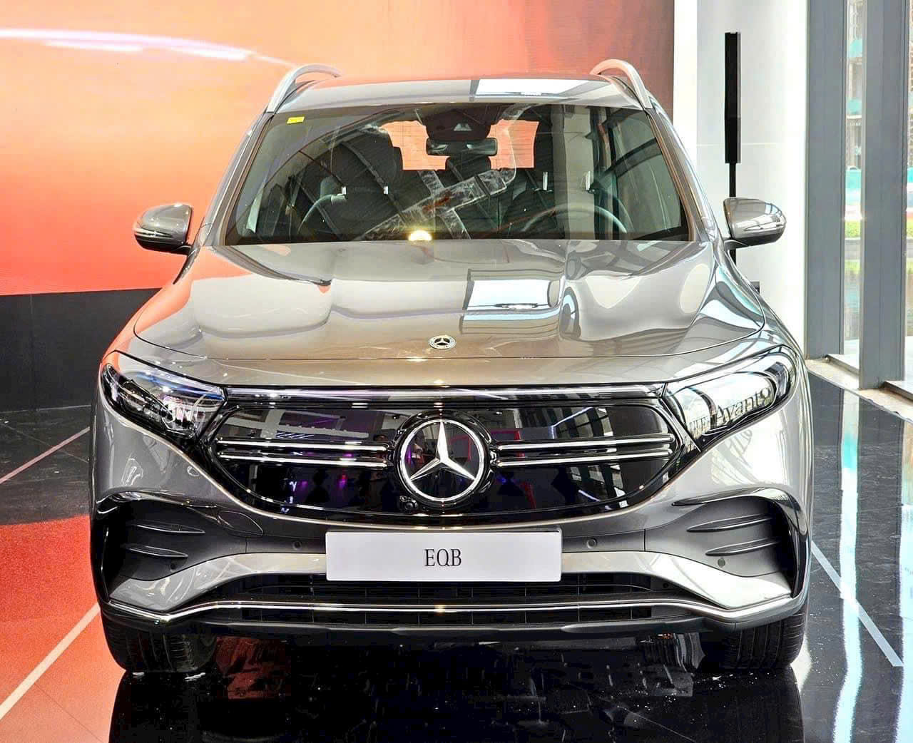 Mercedes EQB 250 SUV