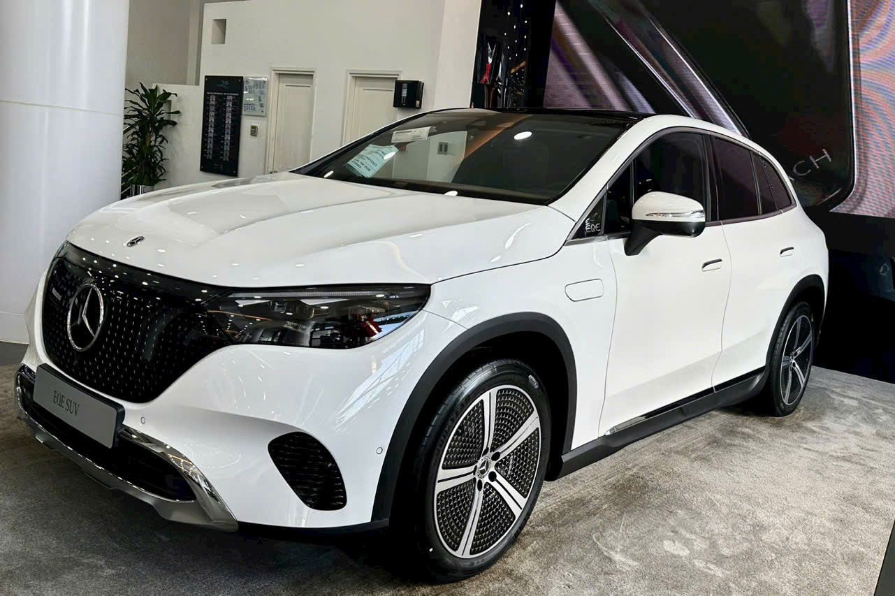 Mercedes EQE 500 SUV 2025